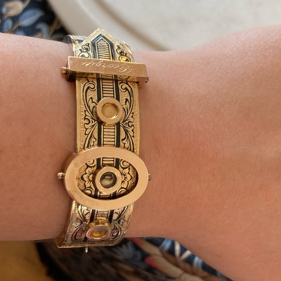 Antique Victorian Taille d’Epargne “Georgie” Engraved Buckle Bracelet Pat. 1874 - Picture 5 of 16